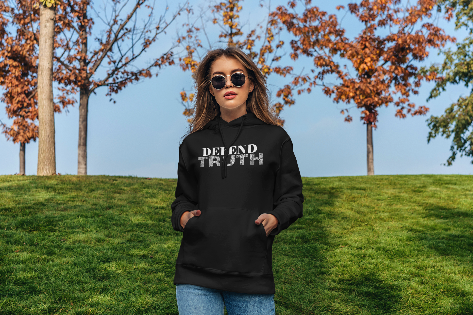 Women's Defend Truth Pullover Hoodie